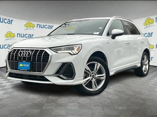 2023 Audi Q3 45 S line Premium
