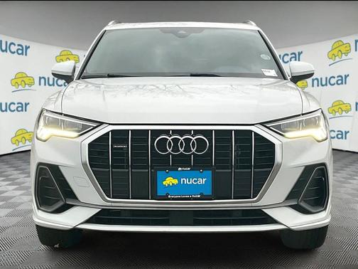 2023 Audi Q3 45 S line Premium