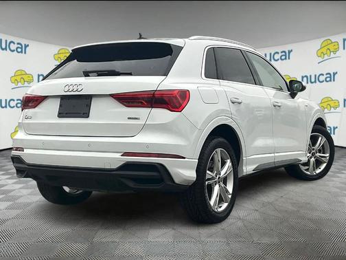 2023 Audi Q3 45 S line Premium