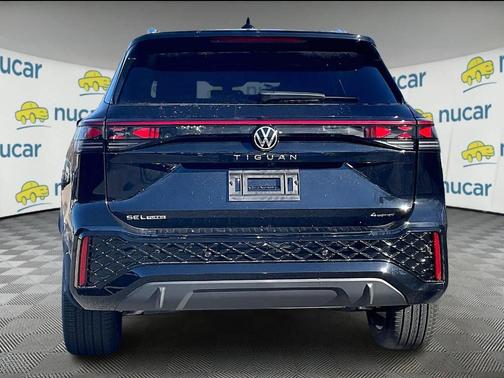 2026 Volkswagen Tiguan 2.0T SEL
