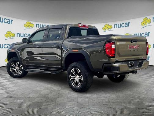 2024 GMC Canyon AT4