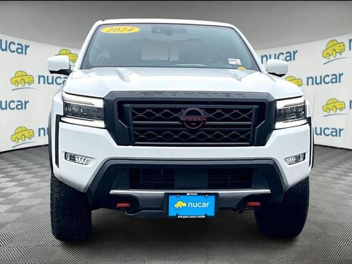 Glacier White 2024 Nissan Frontier PRO-4X