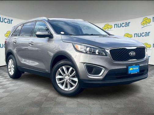 2016 Kia Sorento LX
