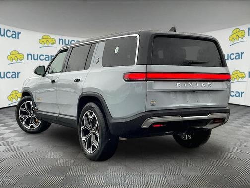 2023 Rivian R1S Adventure Quad Motor Large Pack