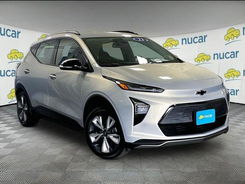 Gray 2023 Chevrolet Bolt EUV LT