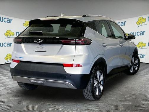 Gray 2023 Chevrolet Bolt EUV LT
