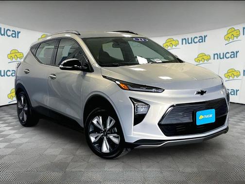 Gray 2023 Chevrolet Bolt EUV LT