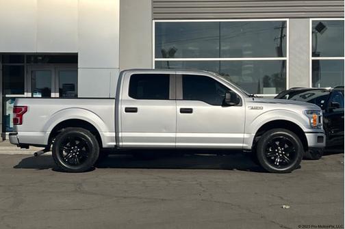 INGOT SILVER 2018 Ford F-150 XL