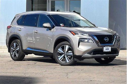 Photo 2 of 22 of 2021 Nissan Rogue SL