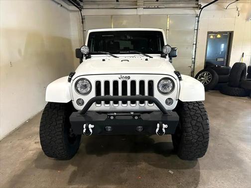 2017 Jeep Wrangler Sahara
