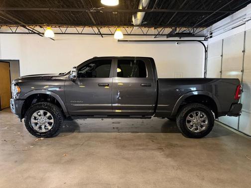 2023 RAM 2500 Limited Crew Cab 4WD