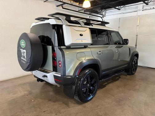 2020 Land Rover Defender 110 HSE