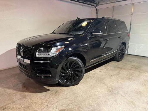 Black 2020 Lincoln Navigator Reserve