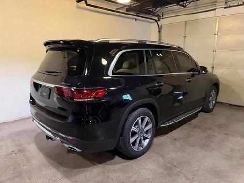 Black 2021 Mercedes-Benz GLS 450 4MATIC