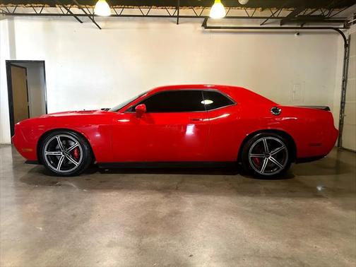 2010 Dodge Challenger SRT8