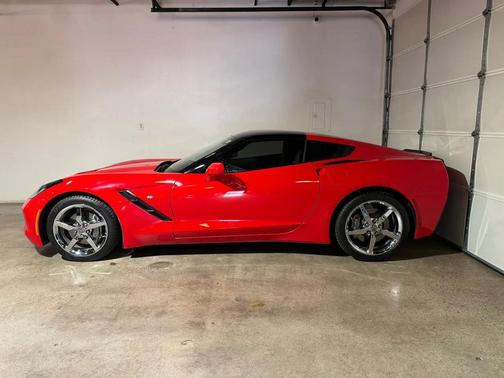 Red 2015 Chevrolet Corvette Stingray
