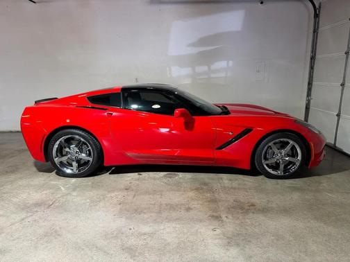Red 2015 Chevrolet Corvette Stingray