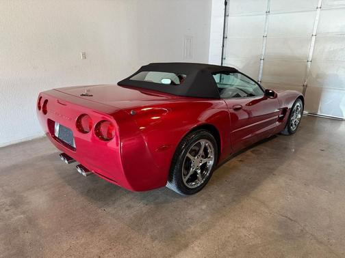2001 Chevrolet Corvette Base