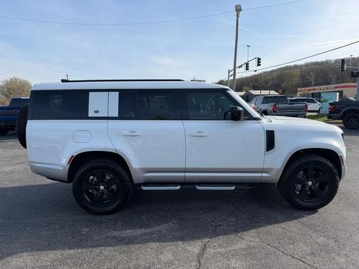 2023 Land Rover Defender 130 First Edition