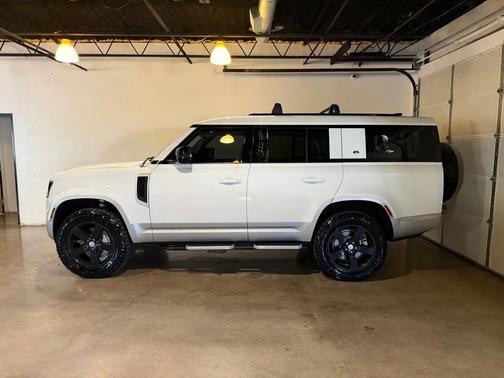 2023 Land Rover Defender 130 First Edition