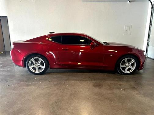2017 Chevrolet Camaro 2LT