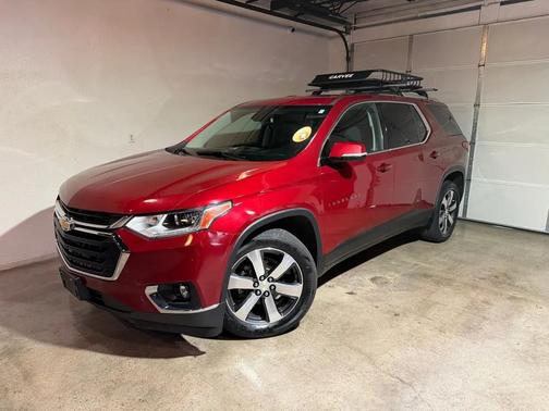 Red 2018 Chevrolet Traverse LT Leather