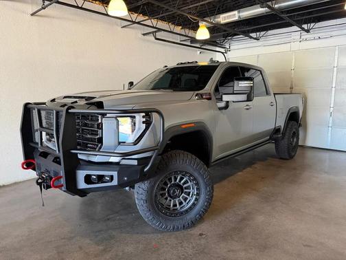 Gray 2025 GMC Sierra 2500 AT4