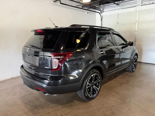 Black 2014 Ford Explorer Sport