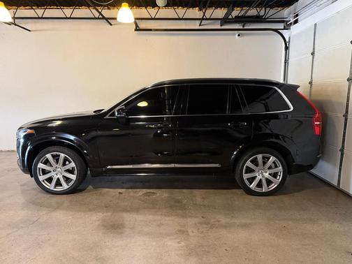 2017 Volvo XC90 T6 Inscription