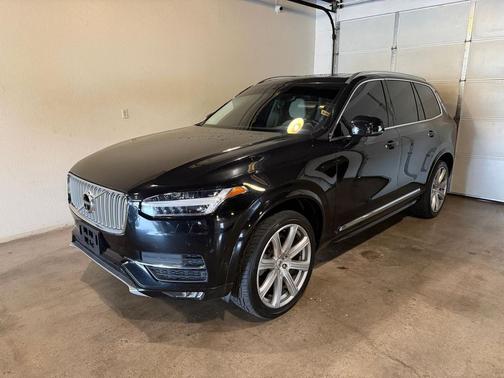2017 Volvo XC90 T6 Inscription