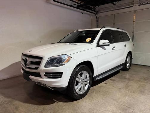 White 2016 Mercedes-Benz GL-Class GL450 4MATIC