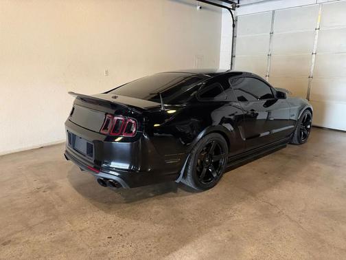 2013 Ford Mustang GT Premium