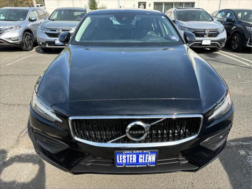 2019 Volvo S60 T6 Momentum