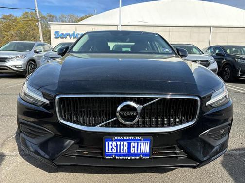 2019 Volvo S60 T6 Momentum