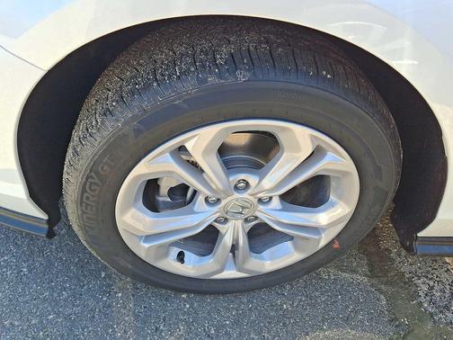 Platinum White Pearl 2026 Honda Accord LX 1.5T