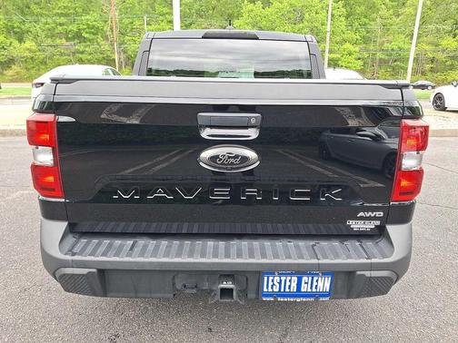 Shadow Black 2024 Ford Maverick XLT
