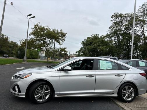 2019 Hyundai SONATA Sport