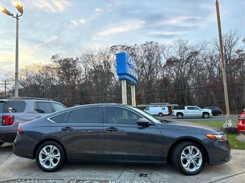 2024 Honda Accord LX 1.5T