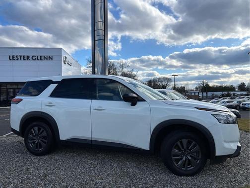 Glacier White 2023 Nissan Pathfinder S 4WD
