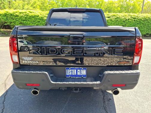 Crystal Black Pearl 2024 Honda Ridgeline TrailSport