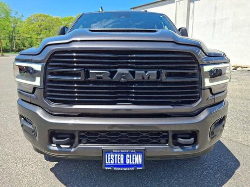 Granite Crystal Metallic Clearcoat 2024 RAM 3500 Laramie Crew Cab 4x4 6'4' Box