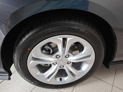 2025 Honda Accord LX 1.5T