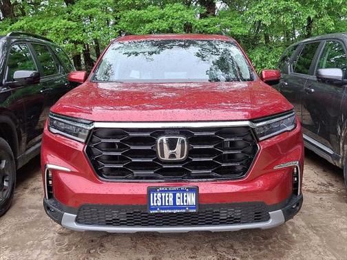 2025 Honda Pilot Touring 8-Passenger