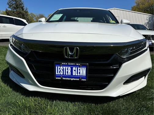 Platinum White Pearl 2018 Honda Accord Sport
