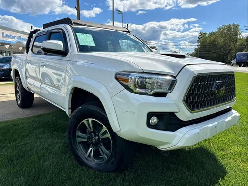 2018 Toyota Tacoma TRD Sport