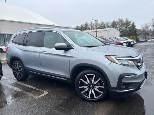 2020 Honda Pilot Touring 8-Passenger