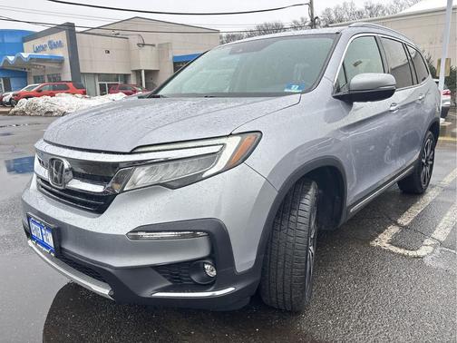 2020 Honda Pilot Touring 8-Passenger
