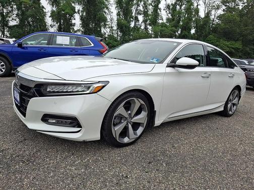 Platinum White Pearl 2020 Honda Accord Touring 2.0T