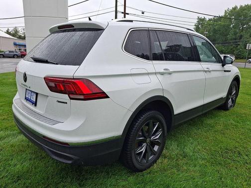 Pure White 2022 Volkswagen Tiguan 2.0T SE 4MOTION