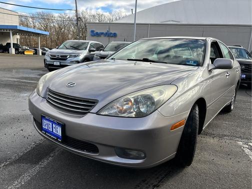 2004 Lexus ES 330 Base